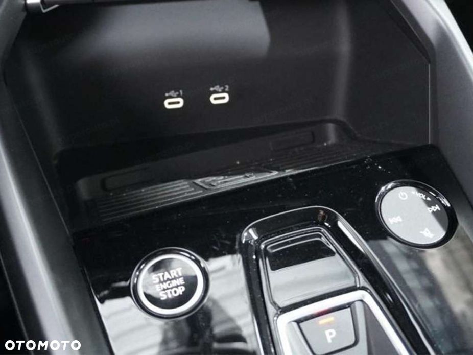 Audi A3 Sportback 30 TFSI mHEV S tronic - 13