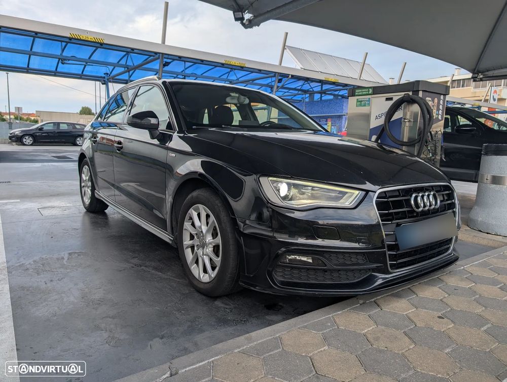 Audi A3 Sportback 1.6 TDI S-line - 1