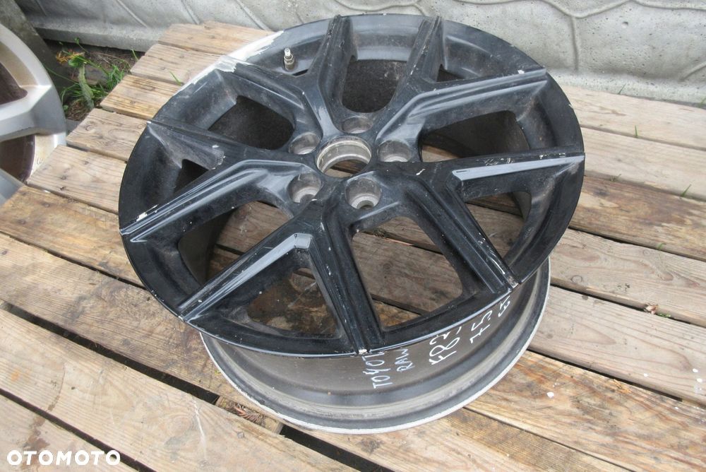 toyota oe alufelga 18 7,5j 5x114,3 et45 - 2