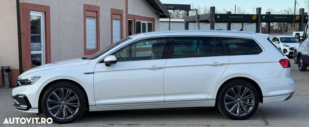 VOLKSWAGEN Passat 2020 — imagine 4