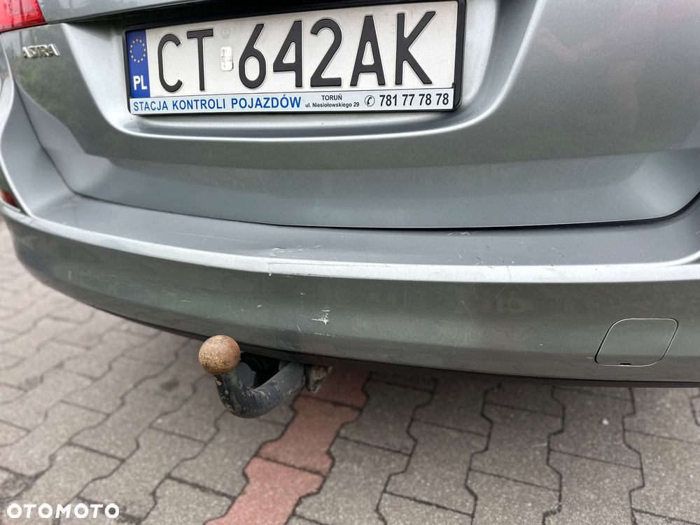 Opel Astra 1.4 - 8