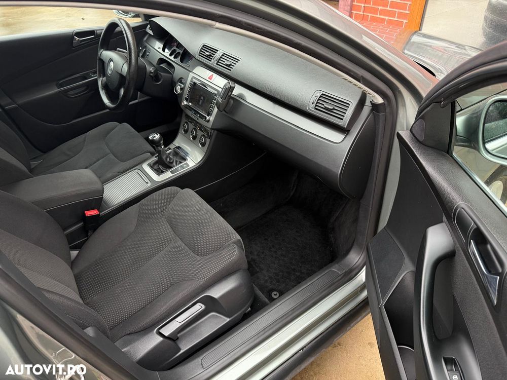 Volkswagen Passat - 23