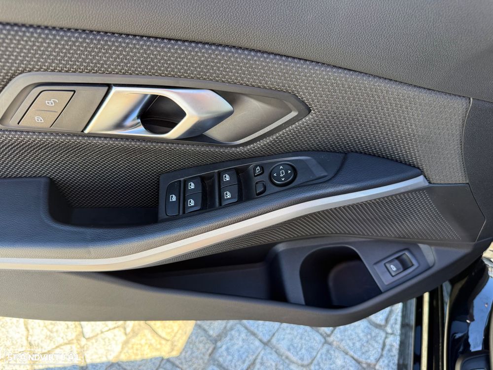 BMW 318 - 23