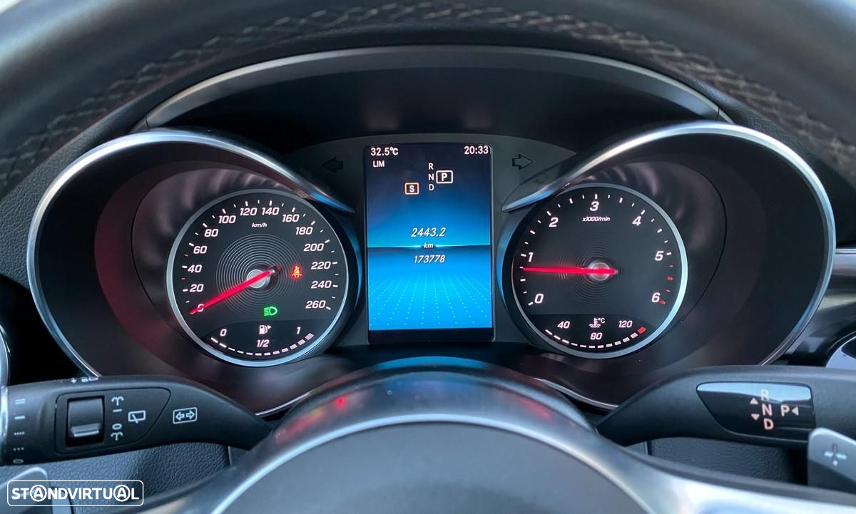 Mercedes-Benz C 220 d AMG Line - 36