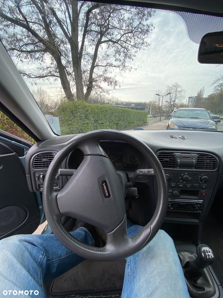Volvo V40 1.9D - 16