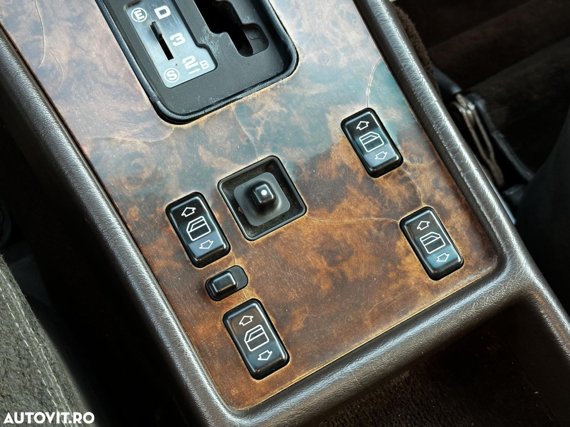 Mercedes-Benz W126 - 12