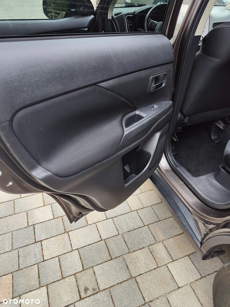 Mitsubishi Outlander 2.0 City Style 2WD - 5