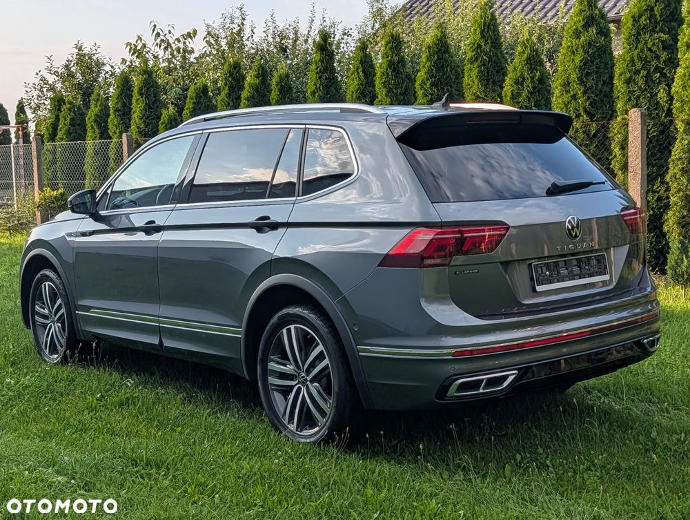 Volkswagen Tiguan 2.0 TDI SCR 4MotION DSG R-Line - 4