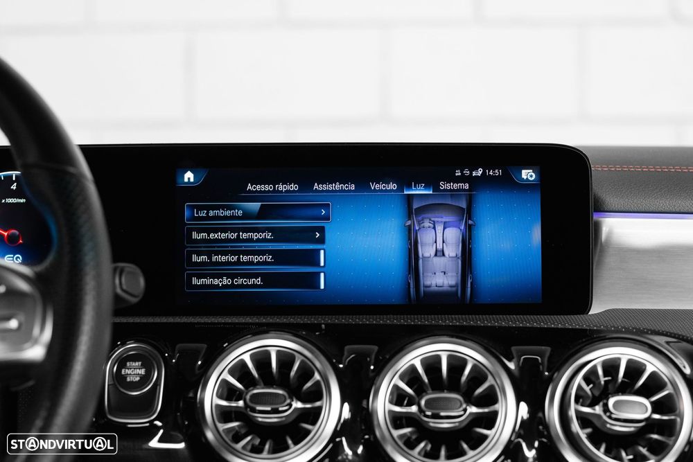 Mercedes-Benz CLA 250 e Shooting Brake AMG Line - 26