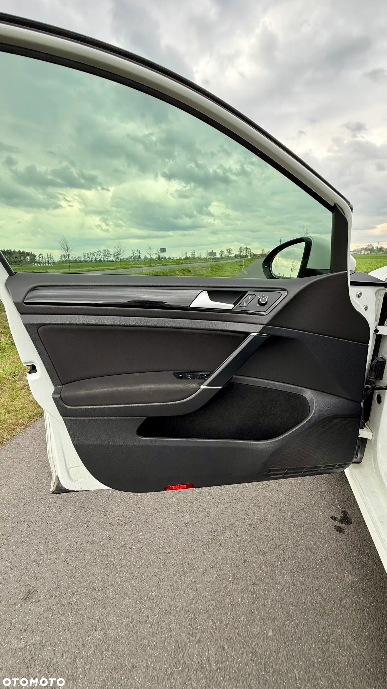 Volkswagen Golf - 14