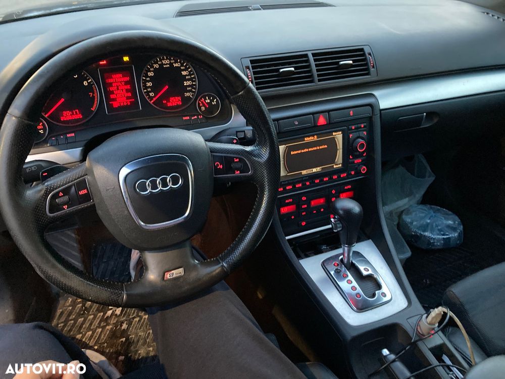Audi A4 Limuzina 1.8 T Aut - 11