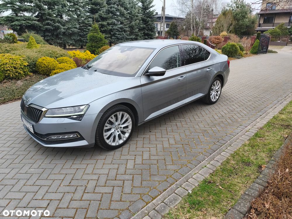 Skoda Superb 2.0 TDI SCR Style DSG - 1
