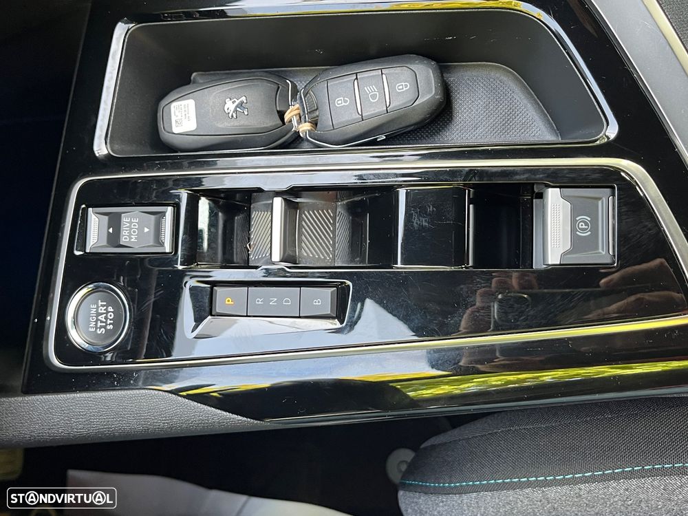 Peugeot 3008 1.6 Hybrid Active Pack e-EAT8 - 11
