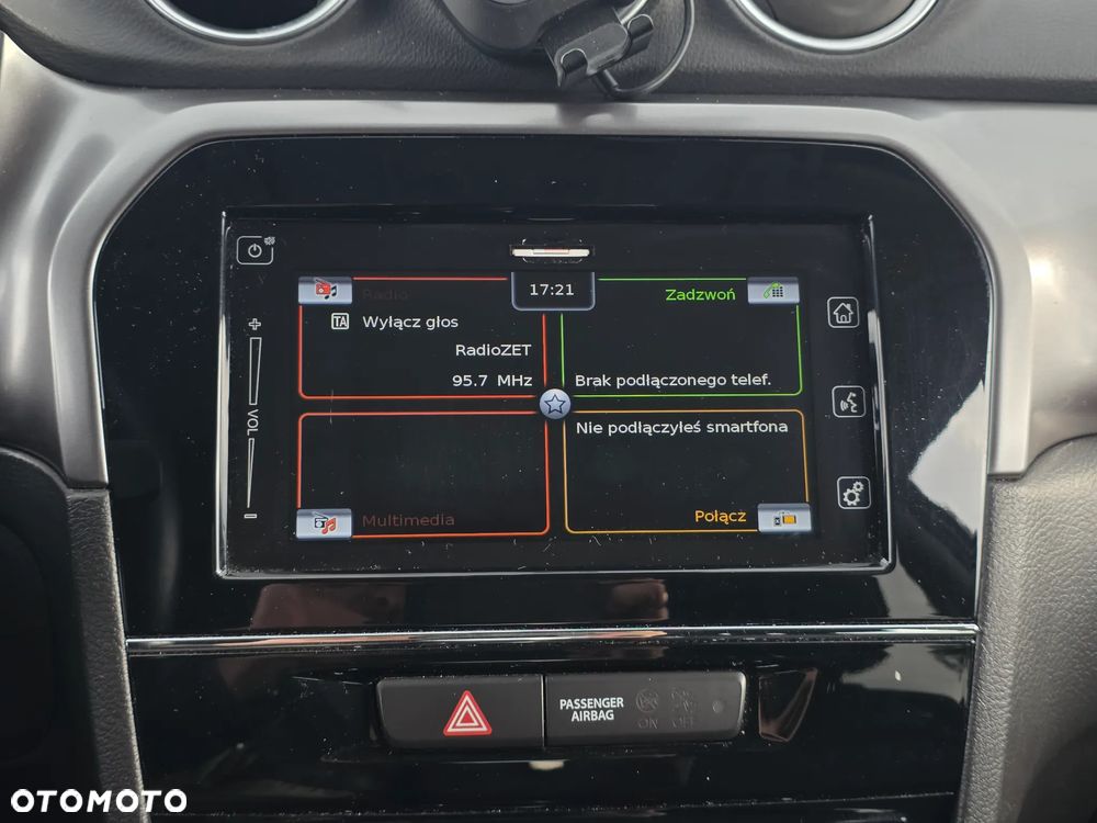 Suzuki Vitara 1.4 Boosterjet Premium 4WD - 29