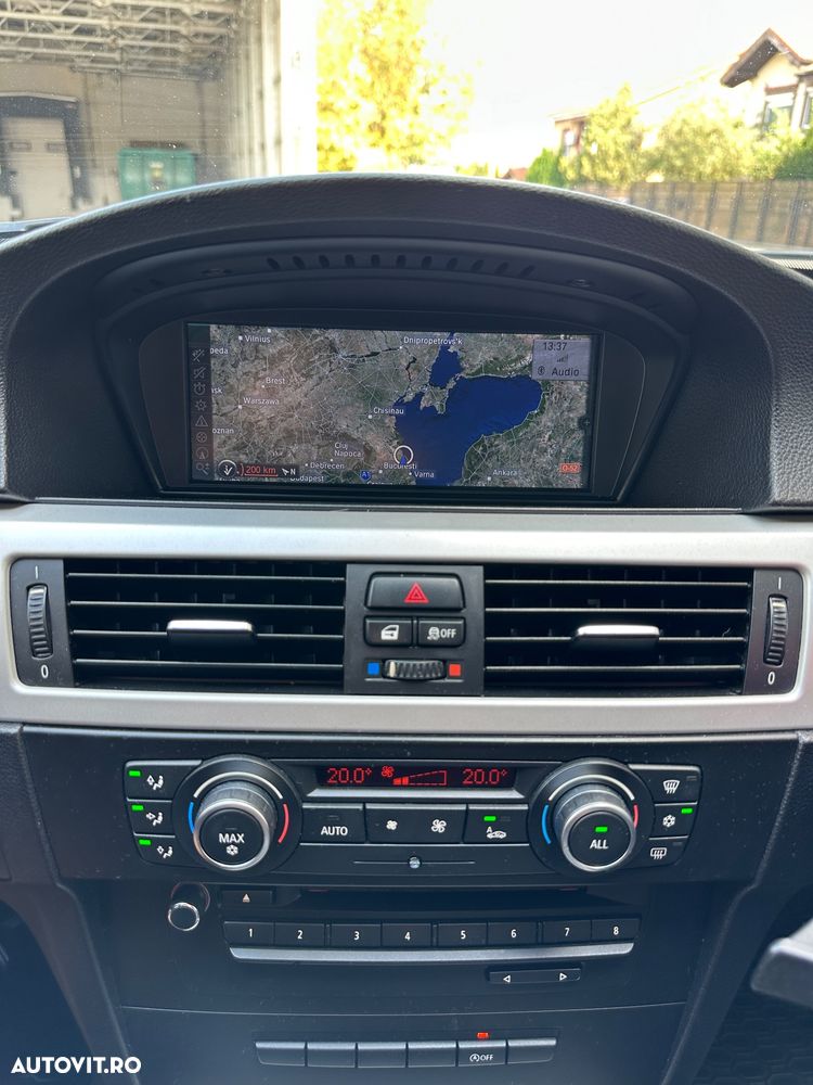 BMW Seria 3 318d - 5