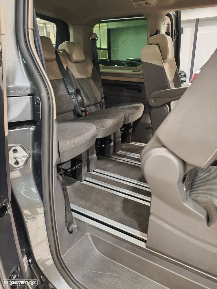 VW Multivan 2.0 TDI Life DSG - 33