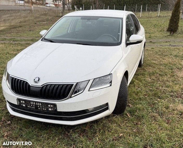 Skoda Octavia - 2