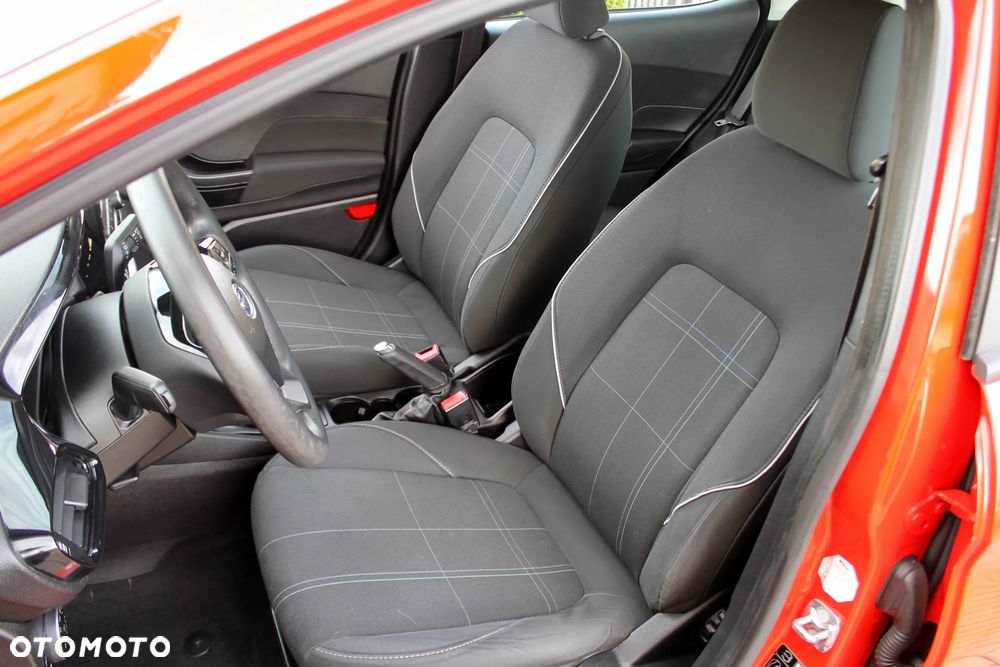 Ford Fiesta 1.0 EcoBoost S&S TREND - 10