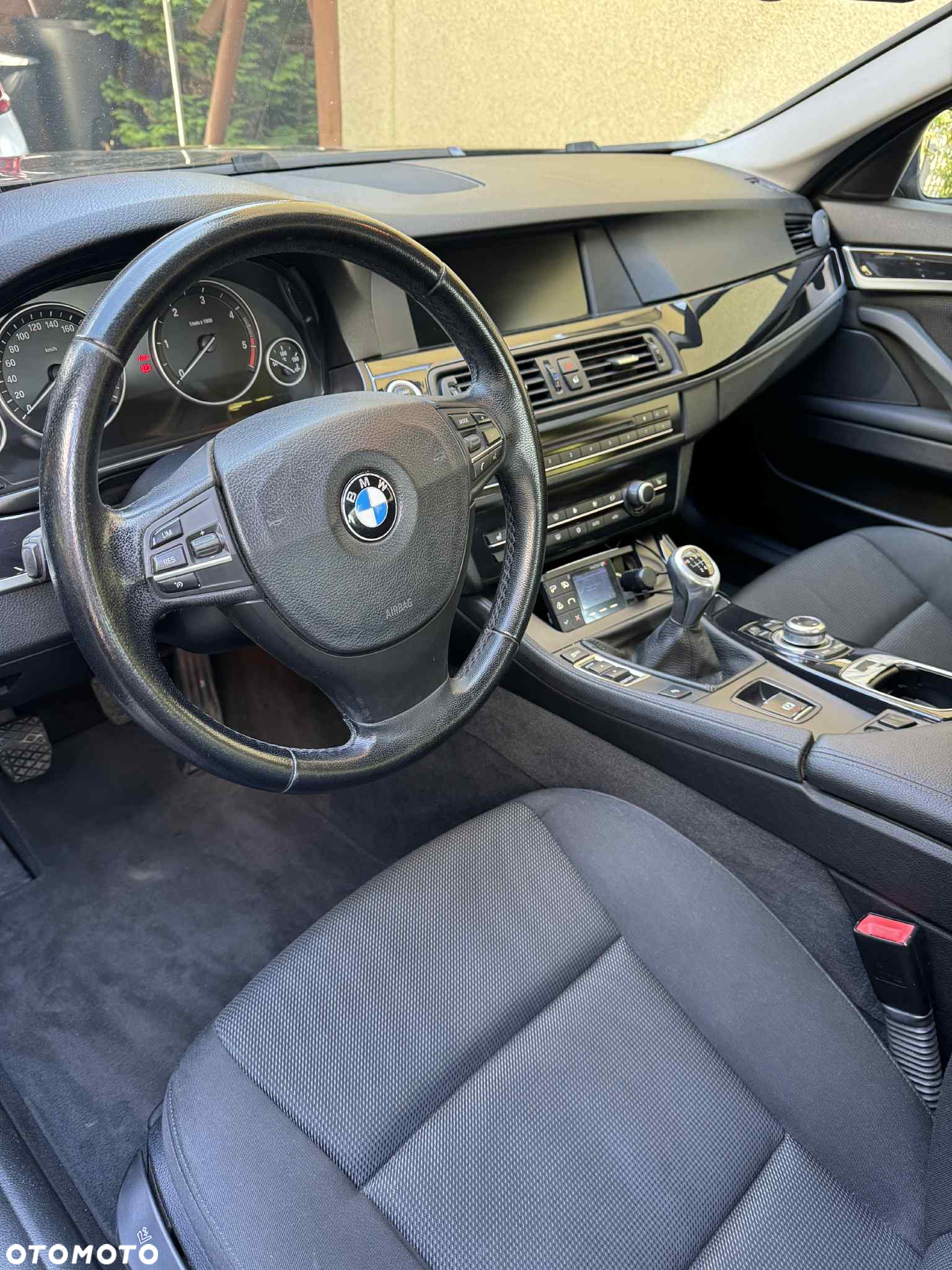 BMW Seria 5 520d - 8