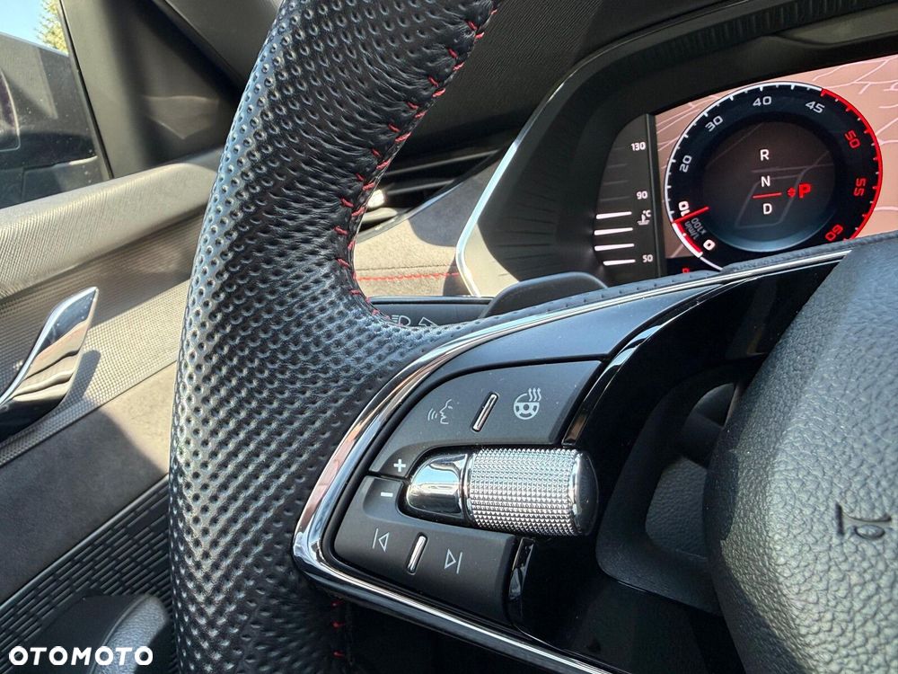 Skoda Octavia 2.0 TDI RS DSG - 18