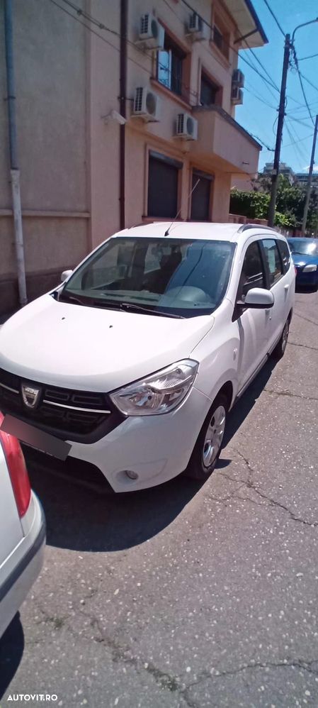 Dacia Lodgy 1.6 102 CP Laureate - 1