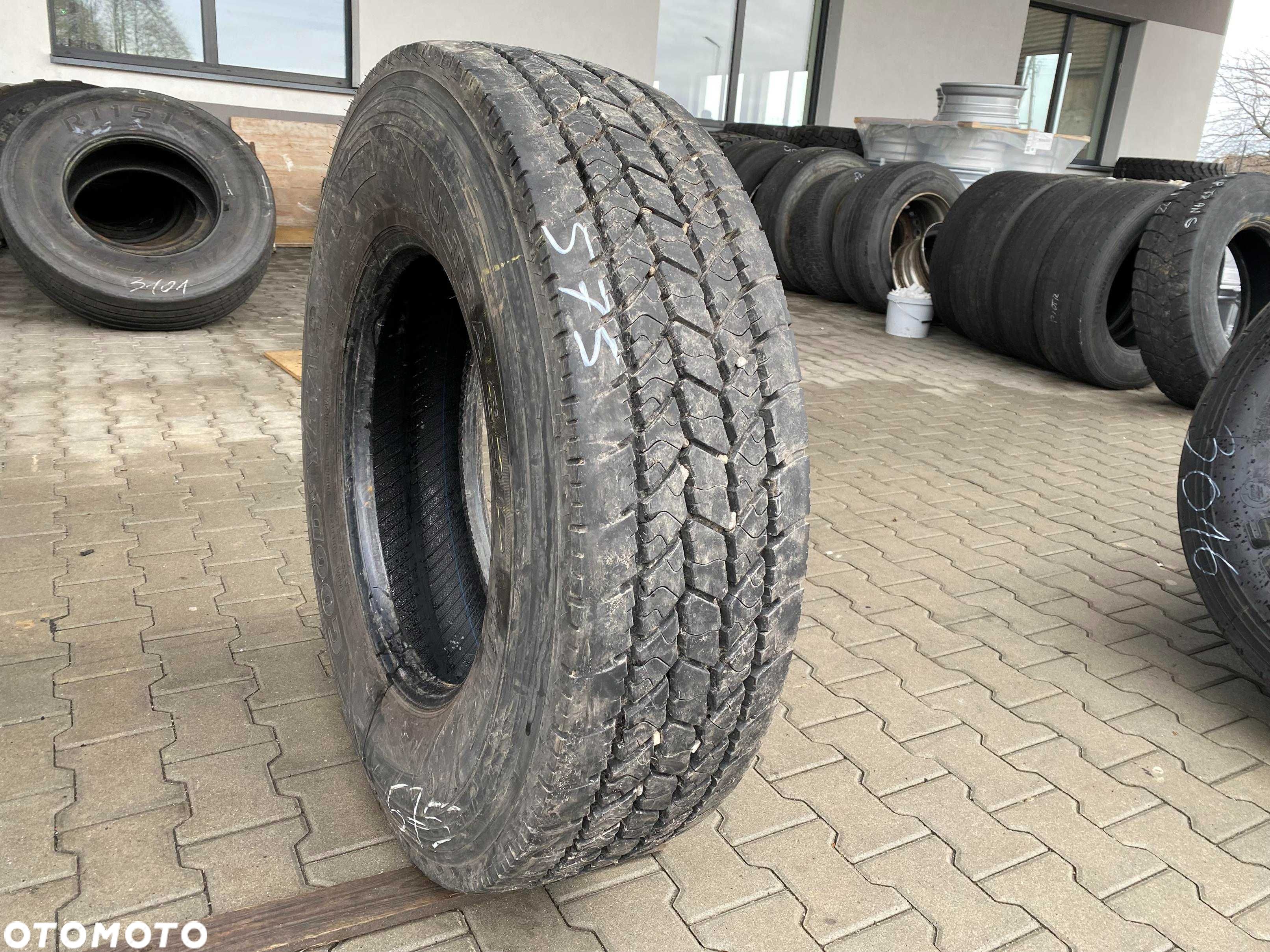 Opona 295/80R22.5 GOODYEAR ULTRA GRIP MAX S Przód 14-15mm - 1