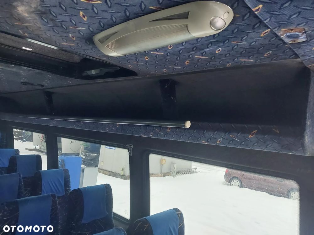 Zabudowa AUTOBUS autokarowa przeróbka na Autokar przewozy osobowe 19 Osób Mercedes Fotele Schowek półka szyberdach Okno dachowe szyby dach wyciszenie - 6