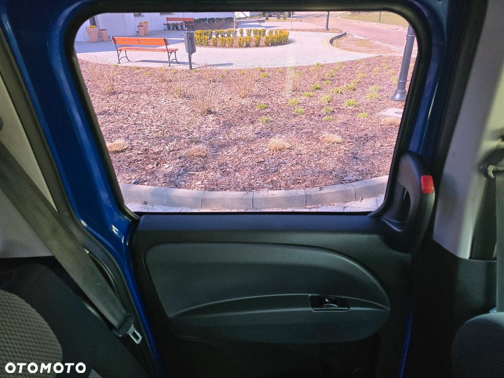 Fiat Doblo 1.6 16V Multijet Start&Stopp Emotion Family - 25