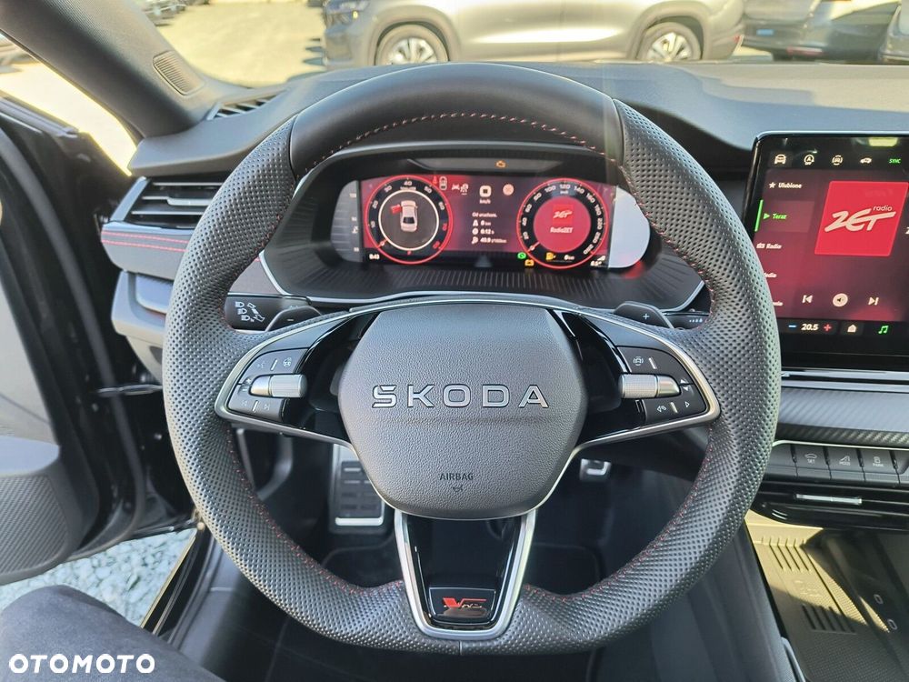 Skoda Octavia 2.0 TSI RS DSG - 27