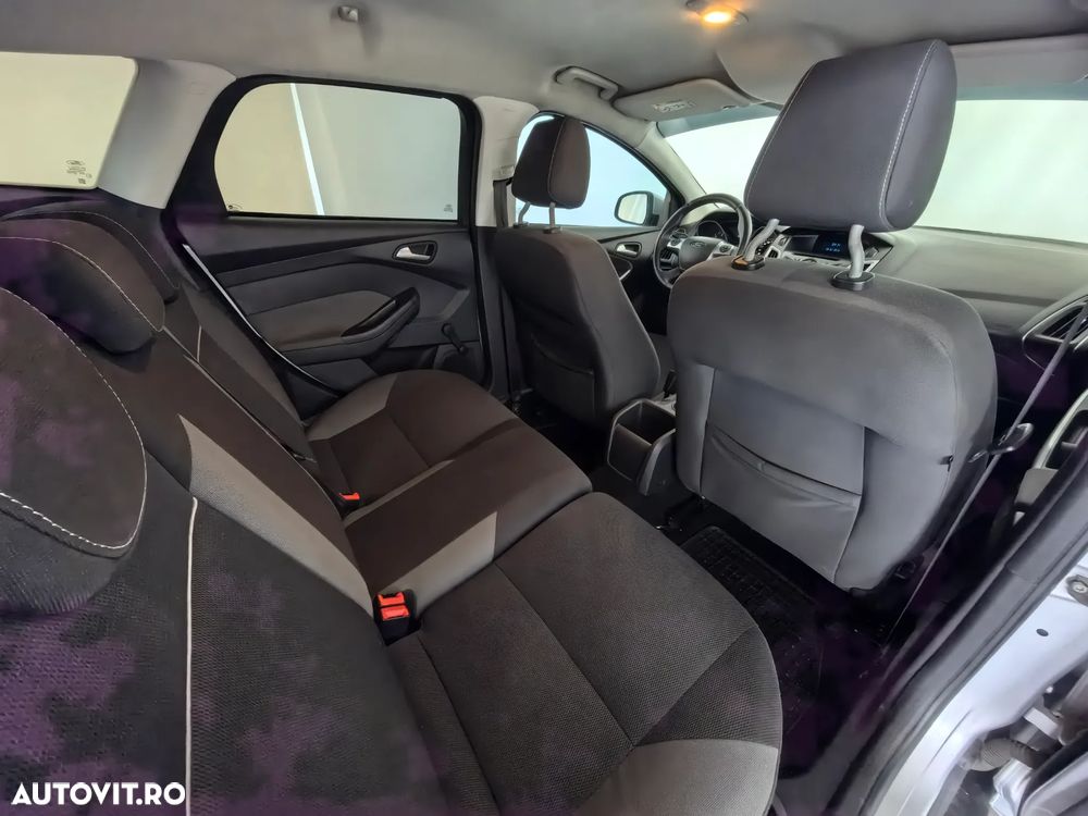 Ford Focus 1.6 TDCI DPF Trend - 24