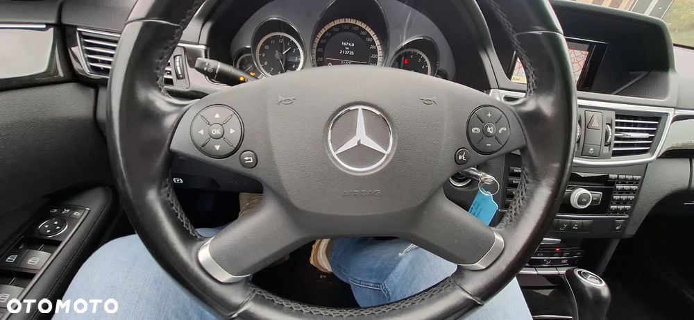 Mercedes-Benz Klasa E - 22