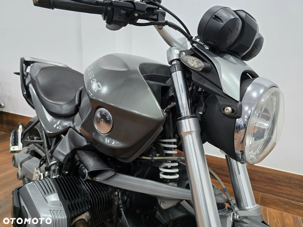 BMW R - 19
