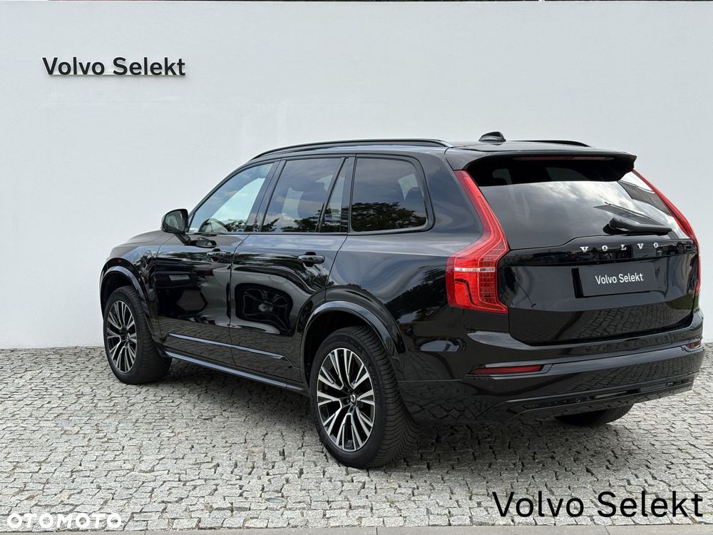 Volvo XC 90 - 7