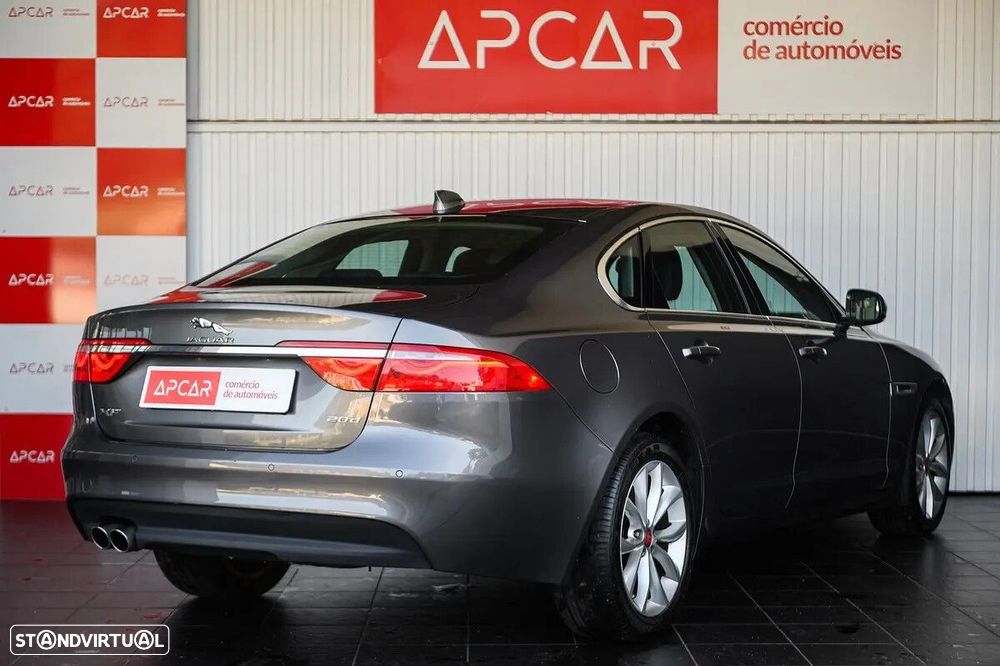 Jaguar XF 2.0 D R-Sport Aut. - 3
