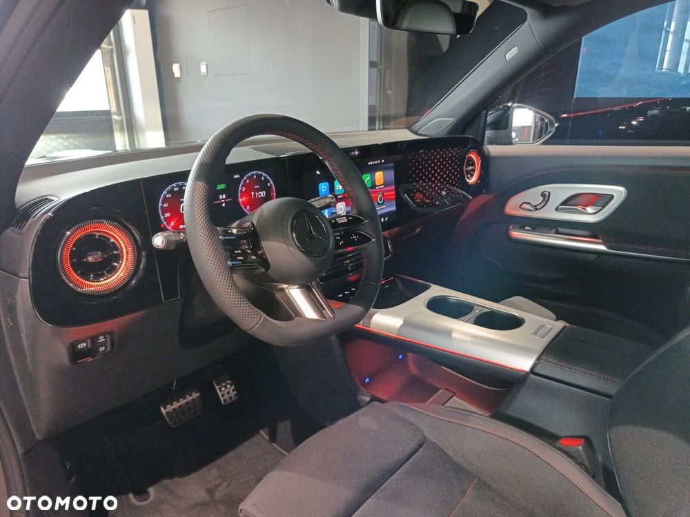Mercedes-Benz GLB 2026
