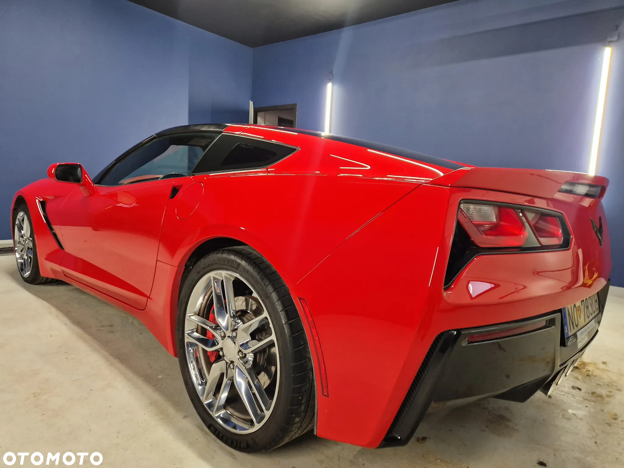 Chevrolet Corvette - 19