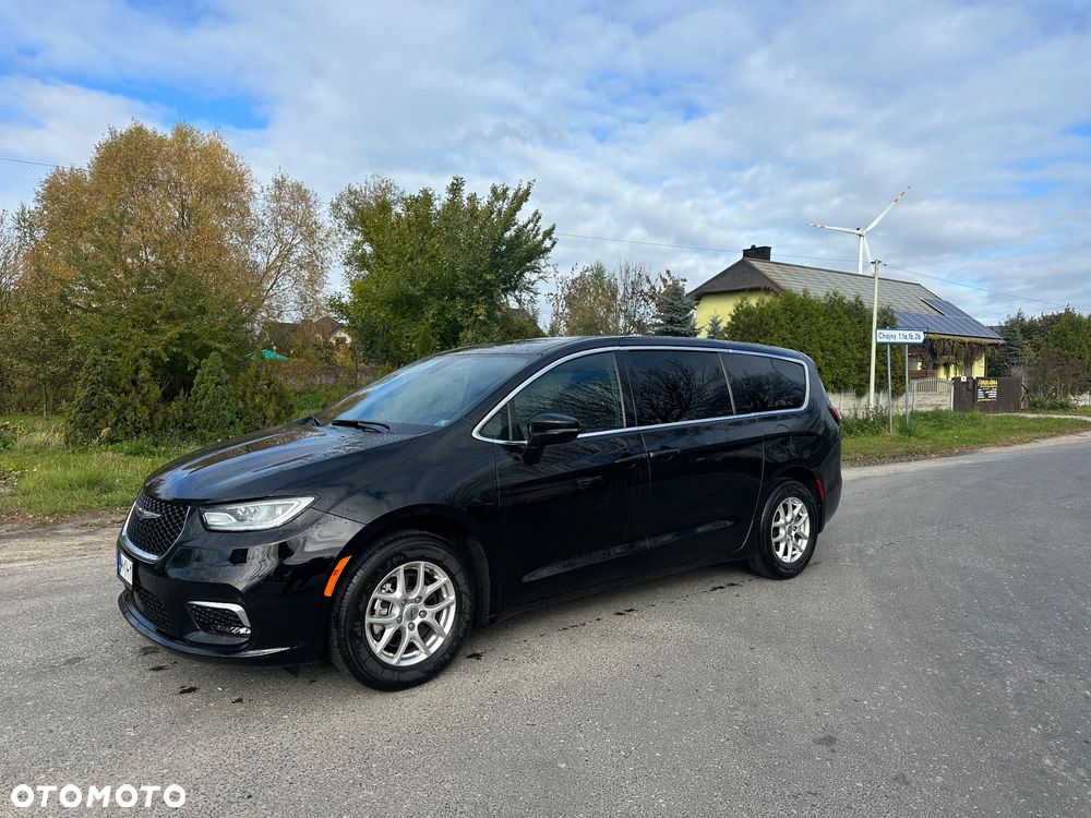 Chrysler Pacifica - 25