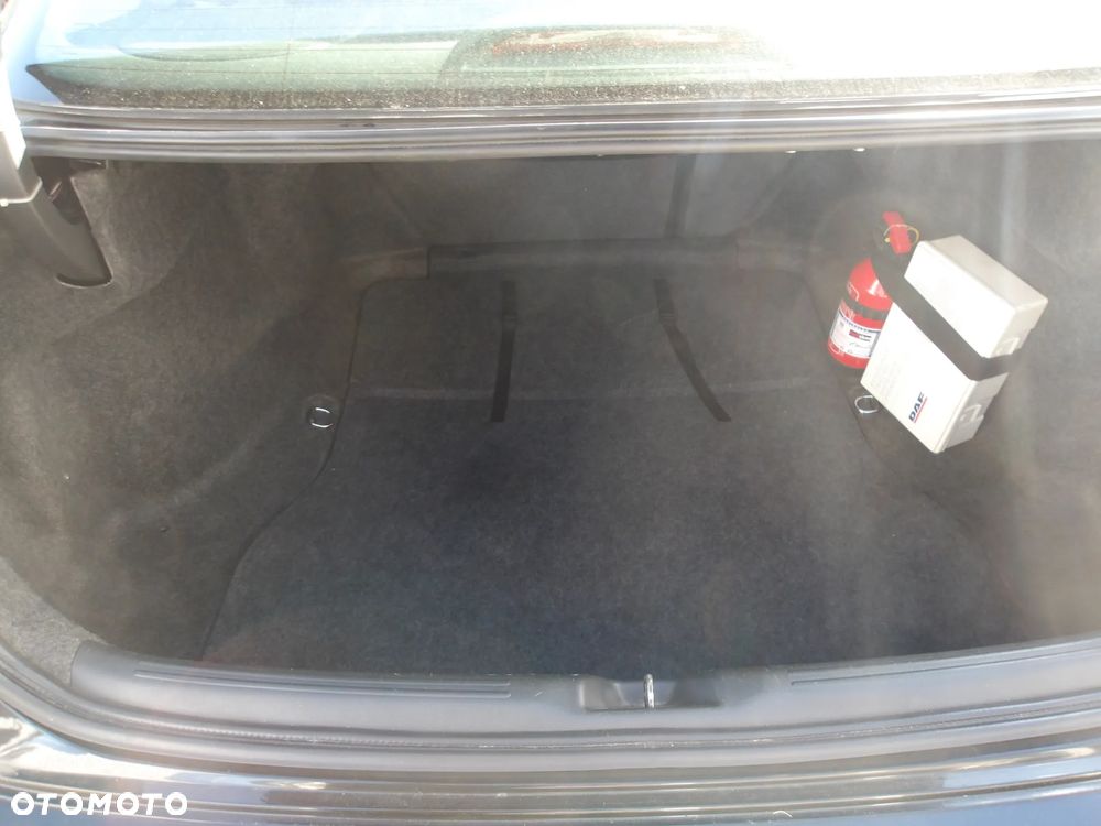 Honda Accord 2.0 i Sport - 22