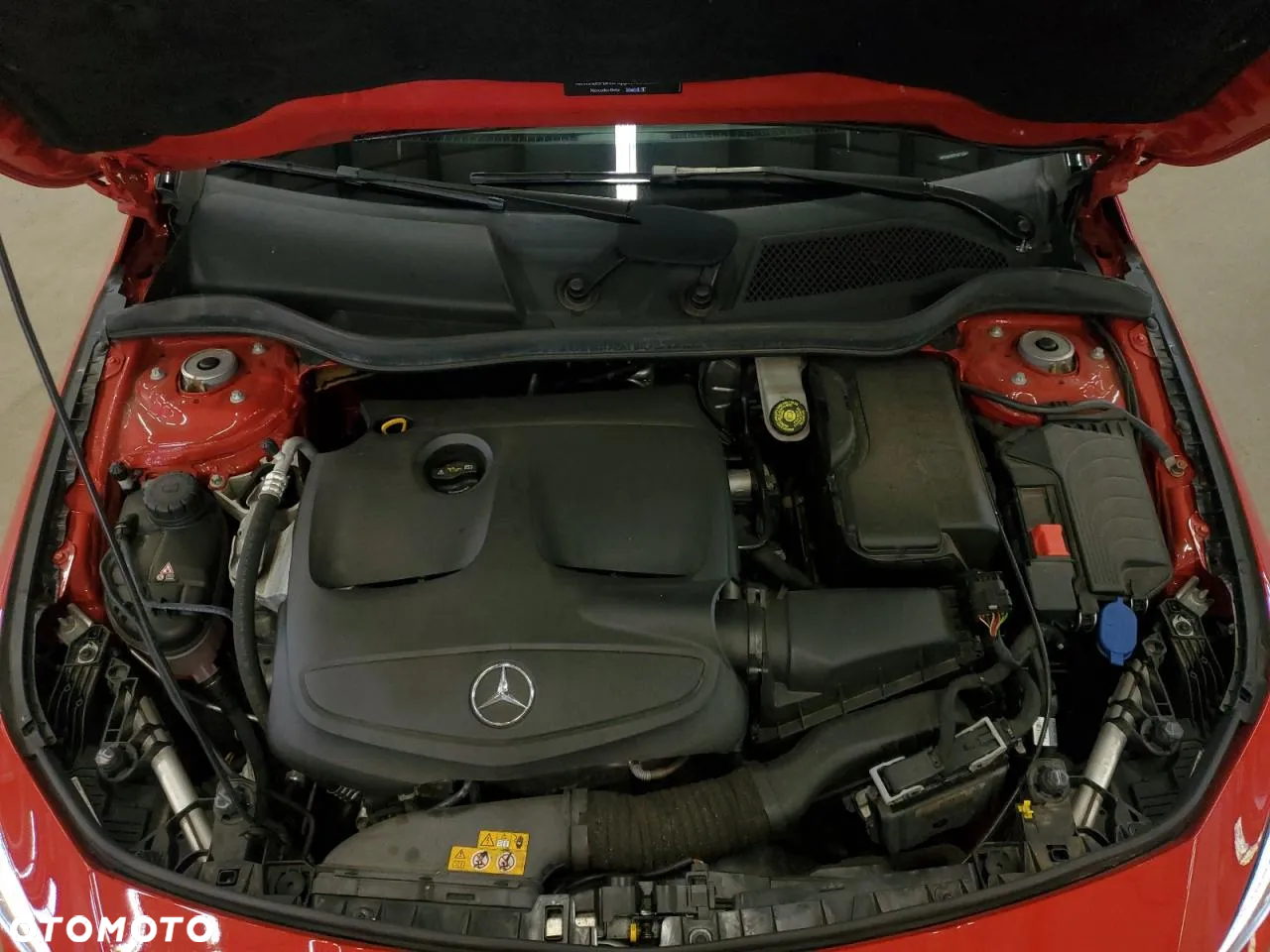 Mercedes-Benz CLA 250 4-Matic AMG Line - 11