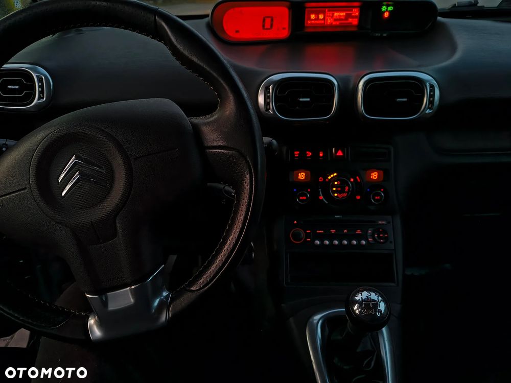 Citroën C3 Picasso 1.4i Exclusive - 12