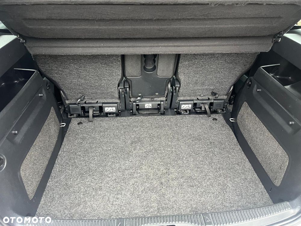 Skoda Roomster 1.6 16V - 13