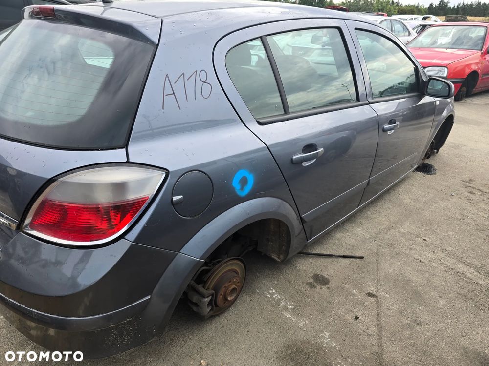 A118 / OPEL ASTRA H / NA CZĘŚCI - 6