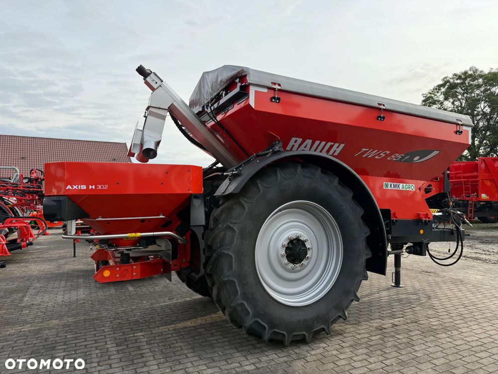 Kuhn Rozsiewacz przyczepa KUHN RAUCH TWS 85.1 - 2