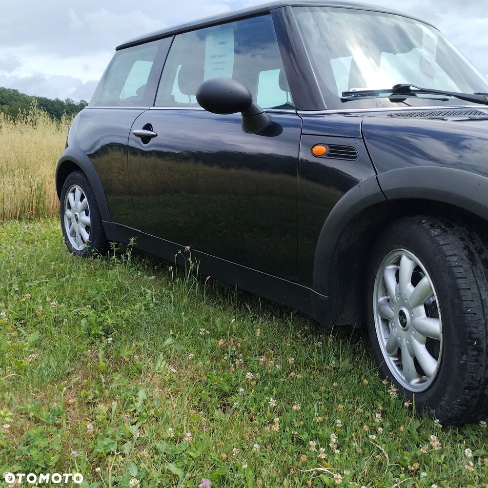 MINI ONE - 3