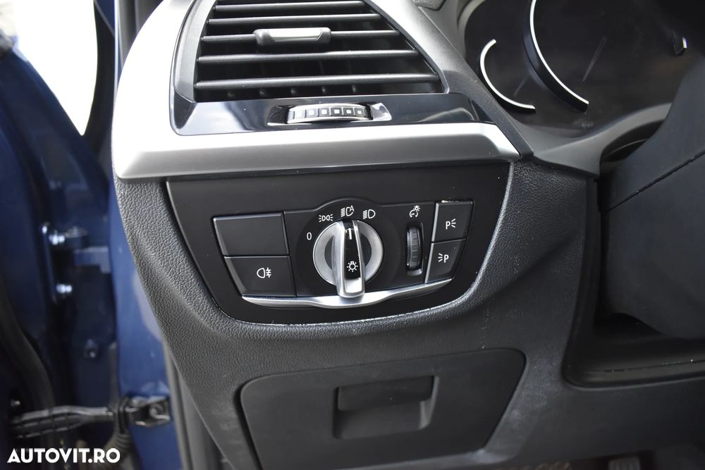 BMW X3 xDrive20d AT Advantage - 34