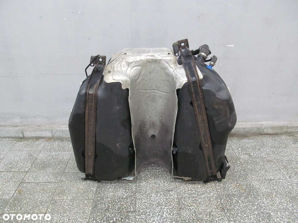 VOLVO V70 XC70 2.4 D5 LIFT ZBIORNIK BAK PALIWA 04-07 - 6