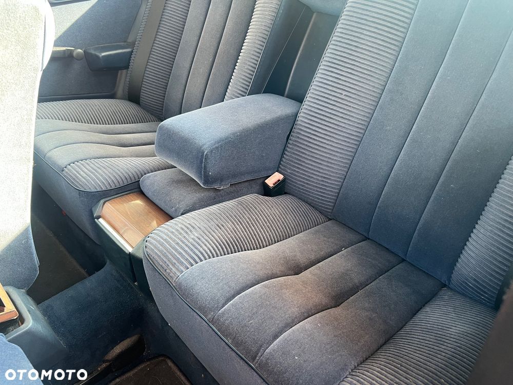Mercedes-Benz W124 (1984-1993) - 17