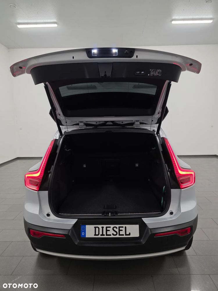 Volvo XC 40 D3 SCR Inscription - 38