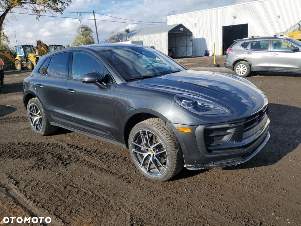 Porsche Macan - 2