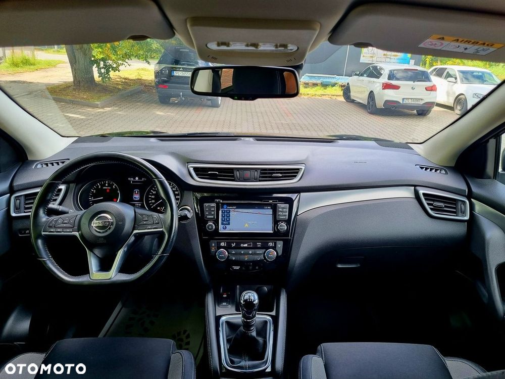 Nissan Qashqai 1.2 DIG-T Tekna EU6 - 14